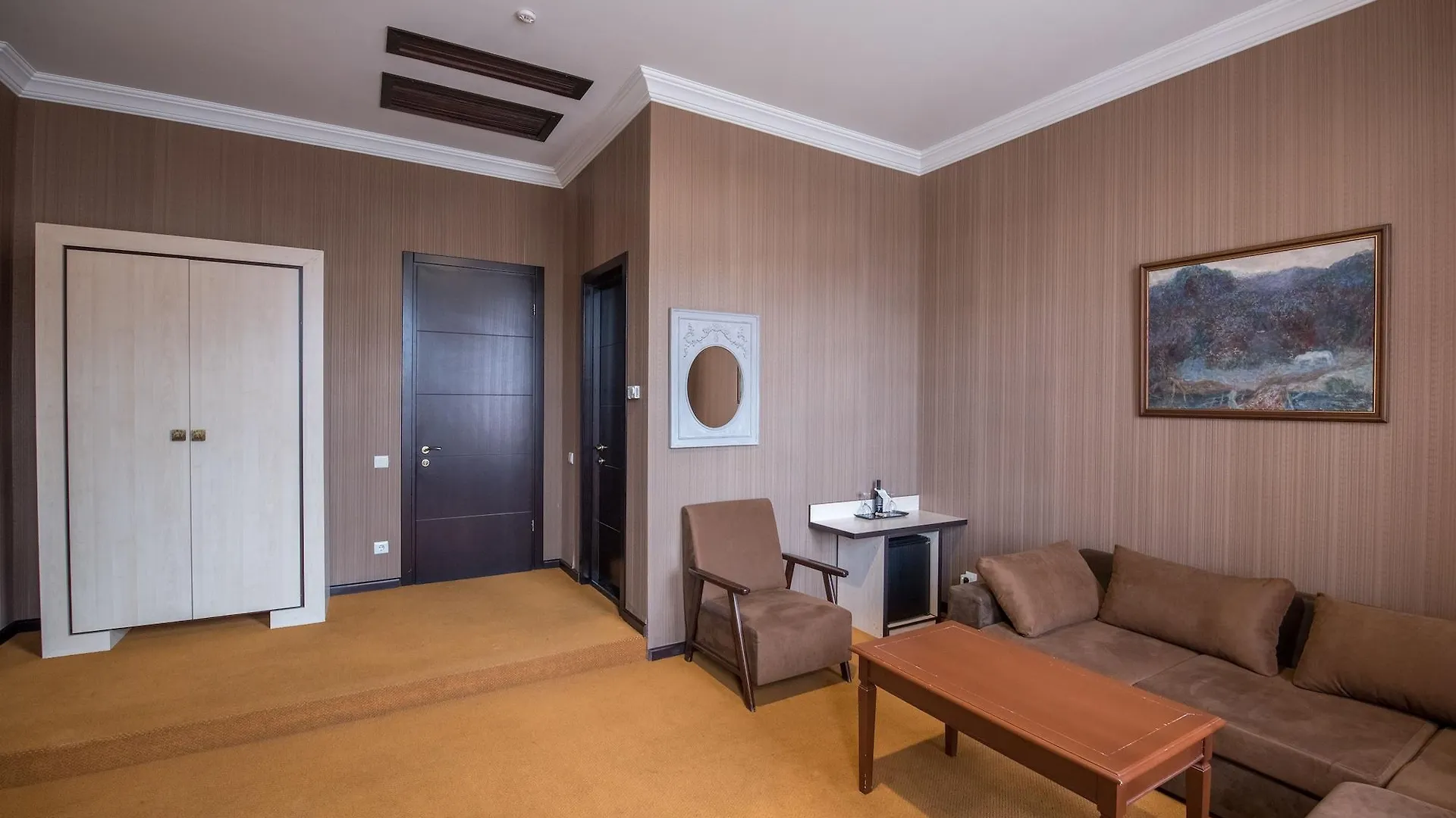 Hotel Rikhe Monika