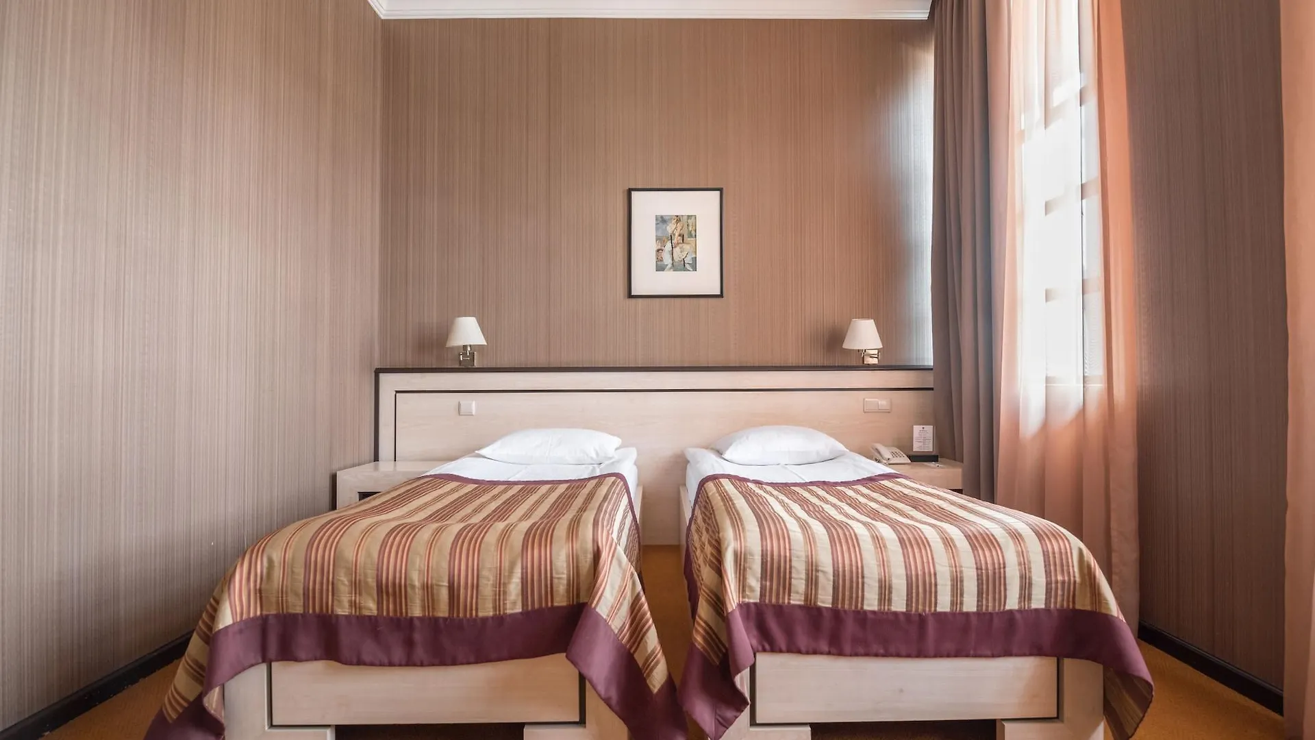 Hotel Rikhe Monika