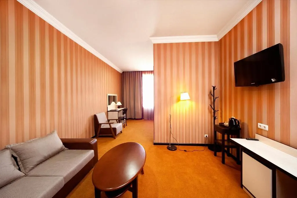 Hotel Rikhe Monika