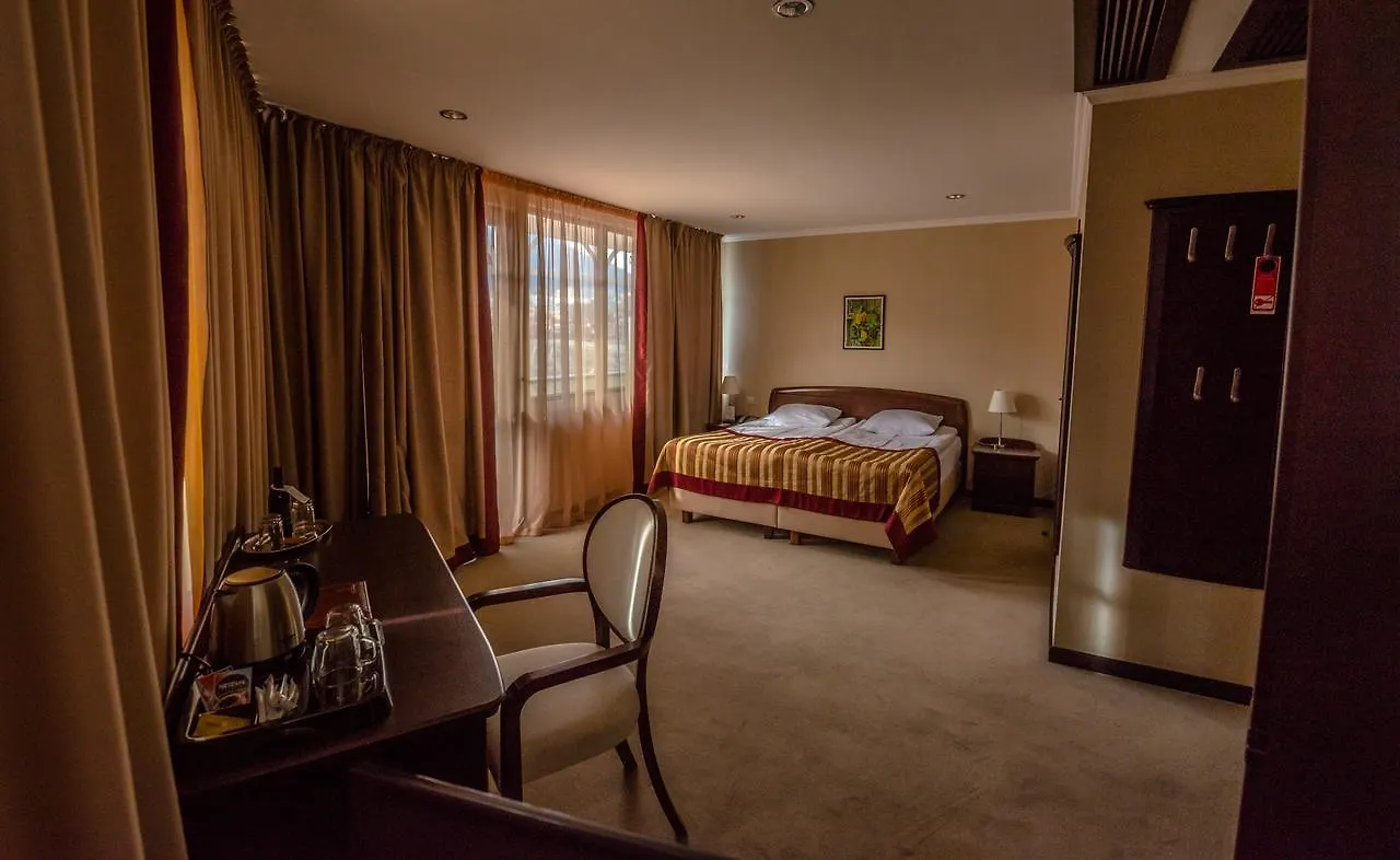 Hotel Rikhe Monika